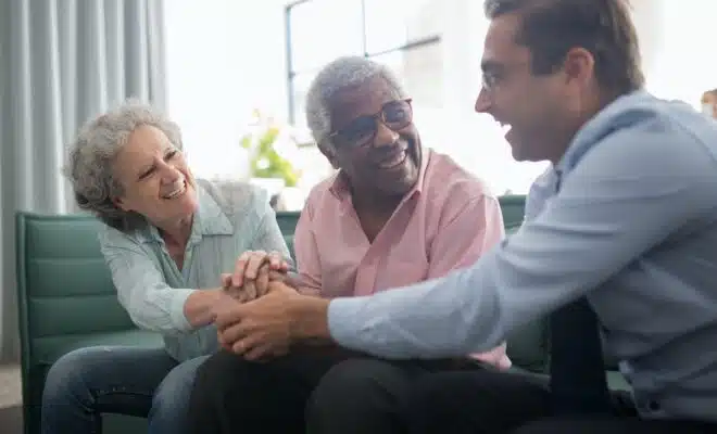 Aider Un Proche Atteint De La Maladie D'Alzheimer : Conseils Pratiques ...